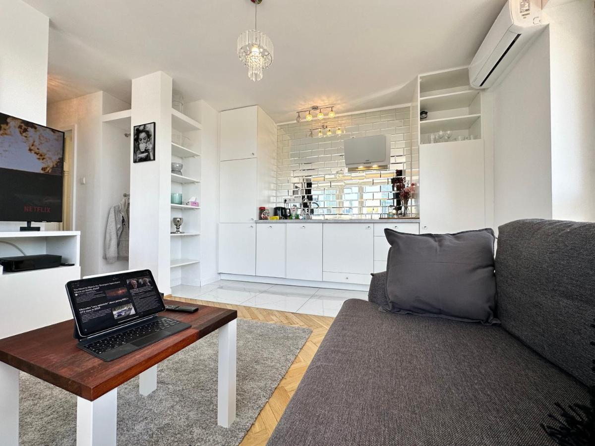 Platinum Metro X2 Wifi 350 Mbs Netflix Hbo Appletv Apartment Varşovia Exterior foto